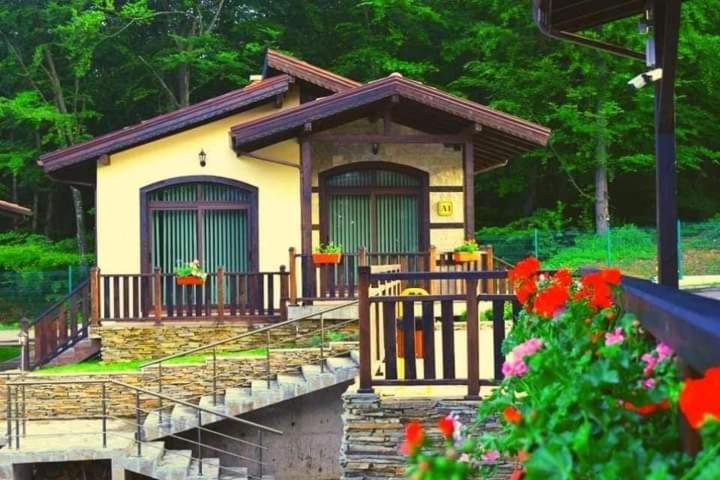Отель Тодорини Кукли Spanchevtsi Экстерьер фото